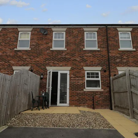 Stone's Throw * Filey